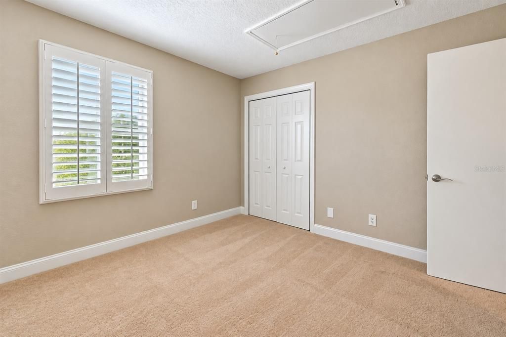 For Sale: $195,000 (2 beds, 1 baths, 1190 Square Feet)