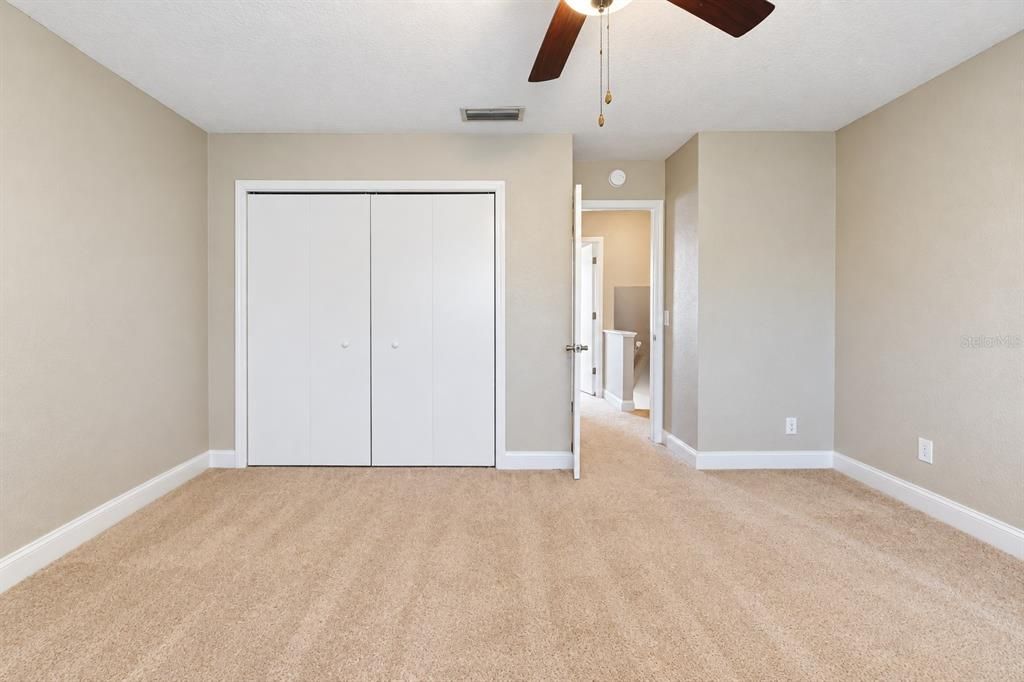 For Sale: $195,000 (2 beds, 1 baths, 1190 Square Feet)