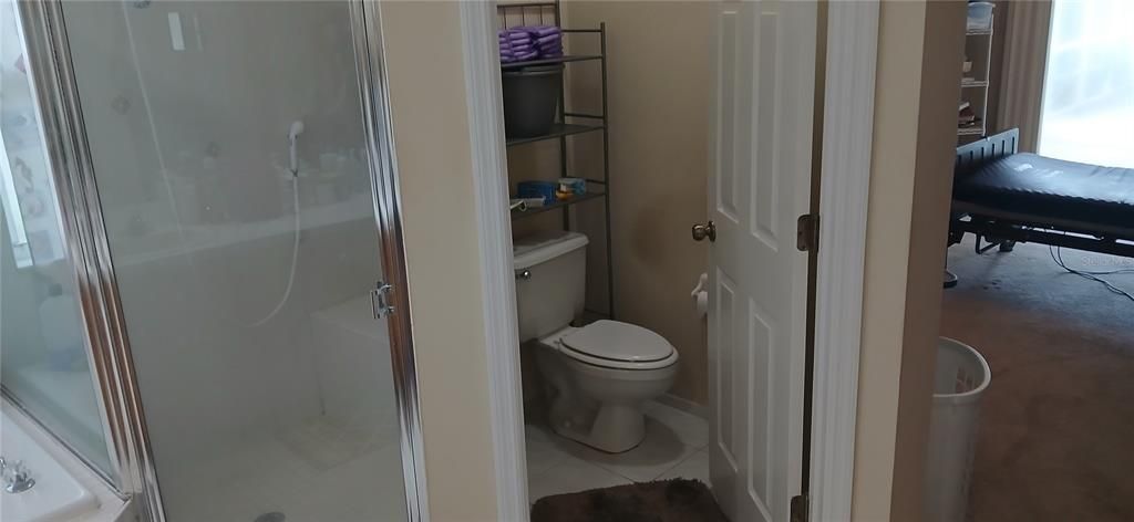 На продажу: $325,000 (3 спален, 2 ванн, 1832 Квадратных фут)