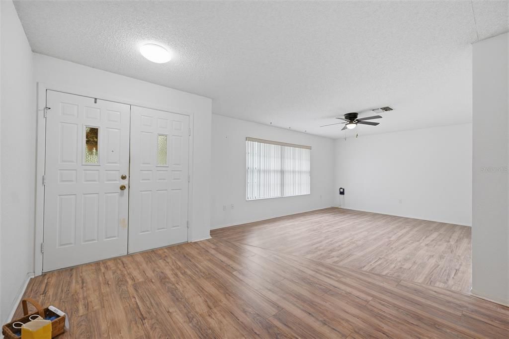 En Venta: $224,999 (2 camas, 2 baños, 1495 Pies cuadrados)