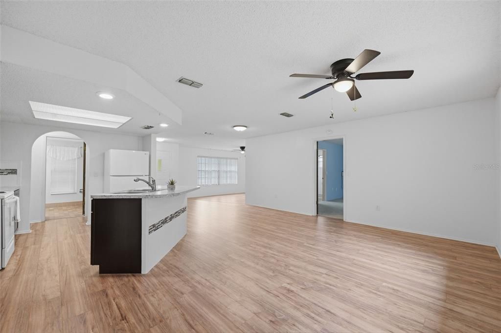 En Venta: $224,999 (2 camas, 2 baños, 1495 Pies cuadrados)