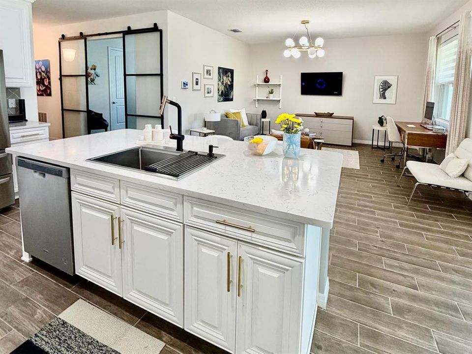 For Sale: $414,777 (3 beds, 2 baths, 1722 Square Feet)
