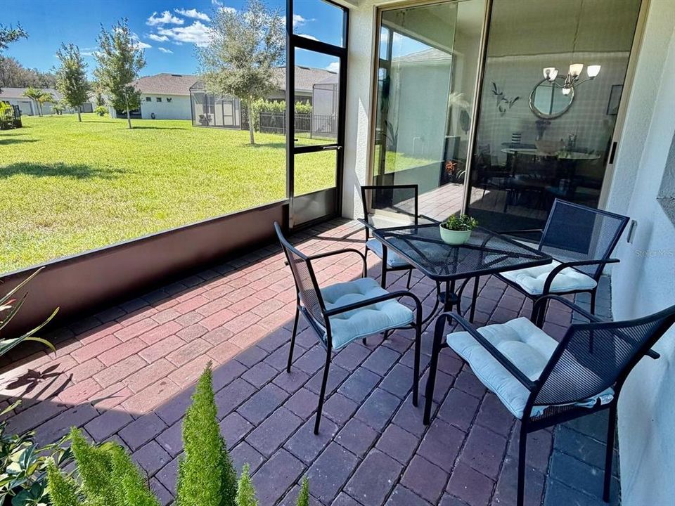 For Sale: $414,777 (3 beds, 2 baths, 1722 Square Feet)