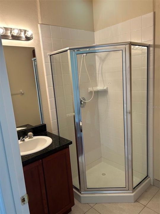 В аренду: $2,400 (3 спален, 3 ванн, 1195 Квадратных фут)