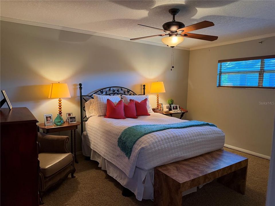 For Sale: $1,050,000 (5 beds, 4 baths, 3350 Square Feet)