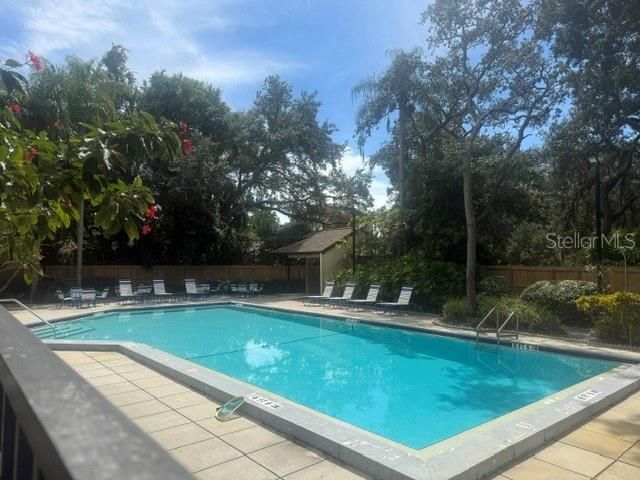 For Sale: $289,000 (3 beds, 2 baths, 1298 Square Feet)