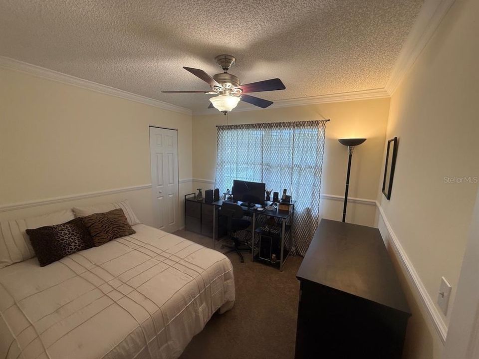 For Sale: $289,000 (3 beds, 2 baths, 1298 Square Feet)