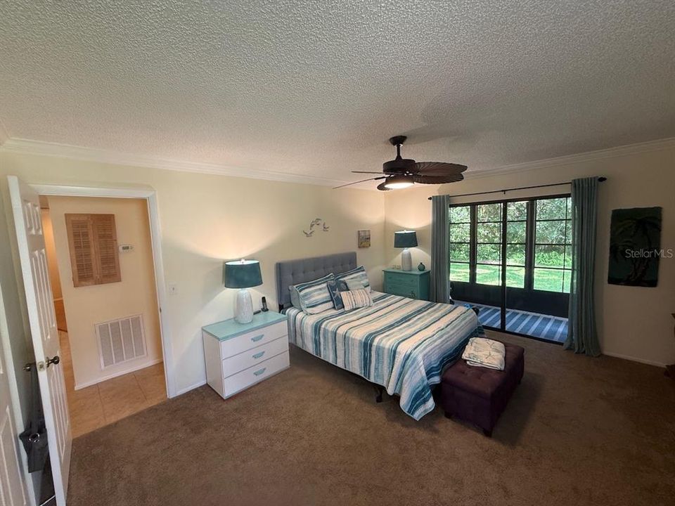 For Sale: $289,000 (3 beds, 2 baths, 1298 Square Feet)