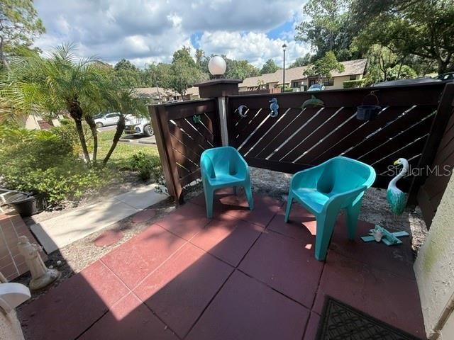 For Sale: $289,000 (3 beds, 2 baths, 1298 Square Feet)
