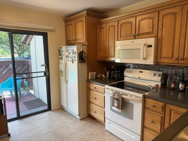 For Sale: $289,000 (3 beds, 2 baths, 1298 Square Feet)