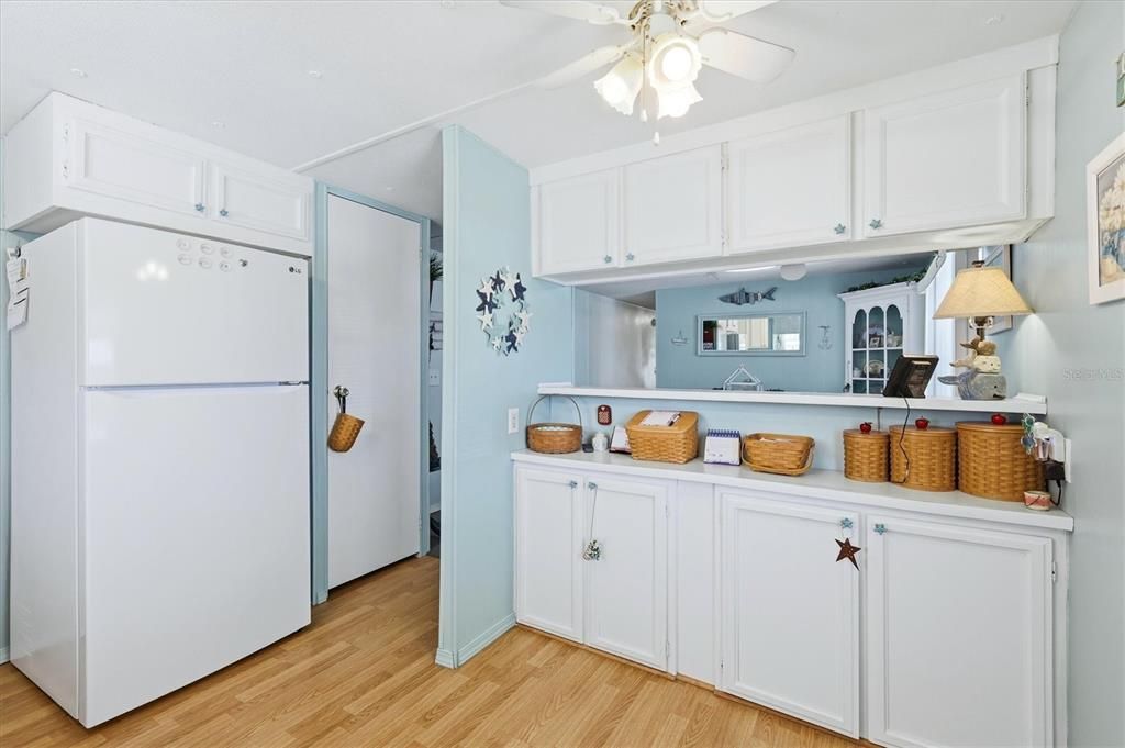 For Sale: $149,900 (3 beds, 2 baths, 1104 Square Feet)