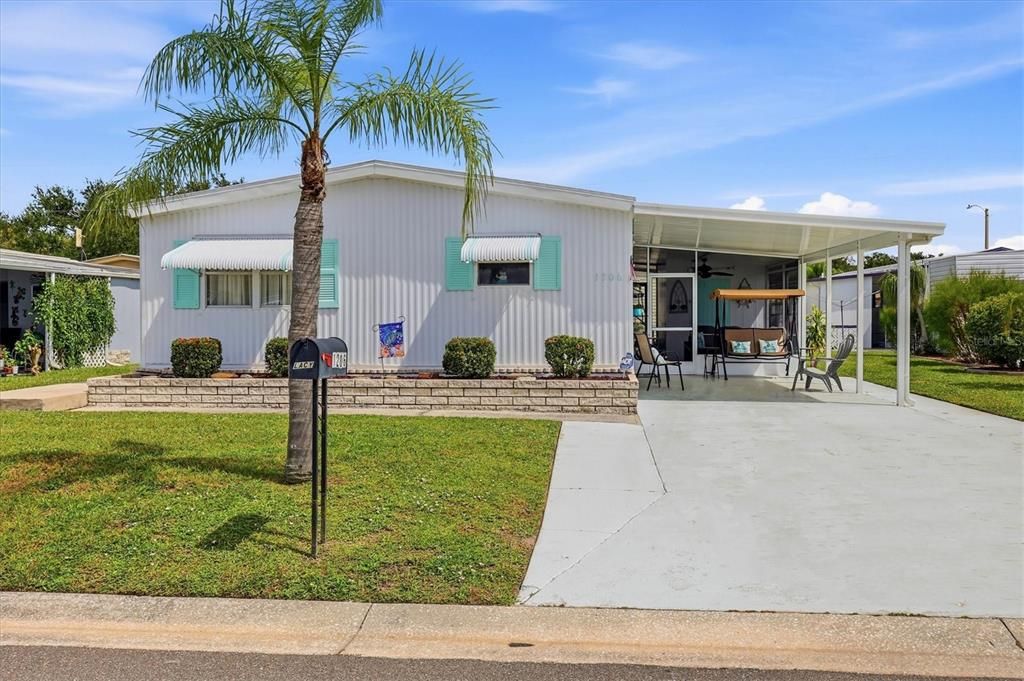 For Sale: $149,900 (3 beds, 2 baths, 1104 Square Feet)