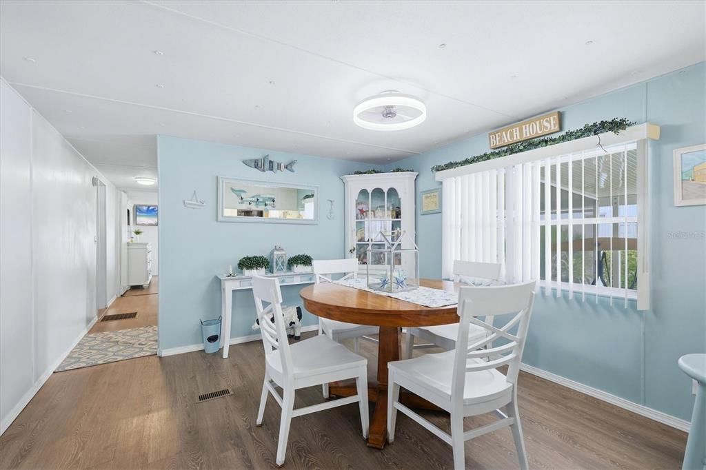 For Sale: $149,900 (3 beds, 2 baths, 1104 Square Feet)