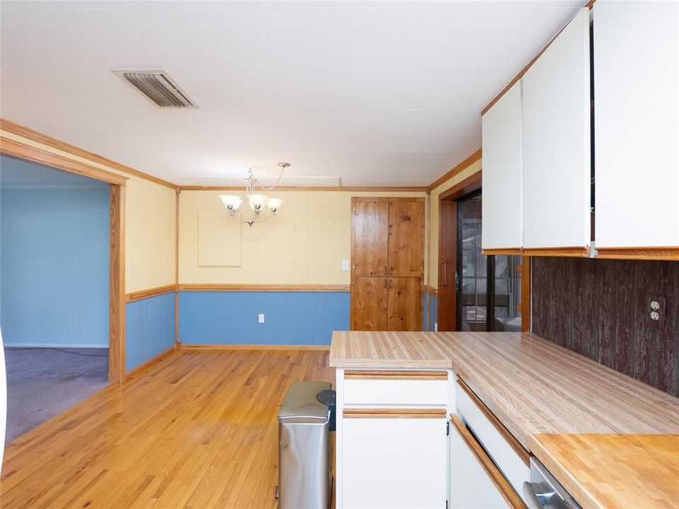 En Venta: $269,900 (3 camas, 2 baños, 1308 Pies cuadrados)