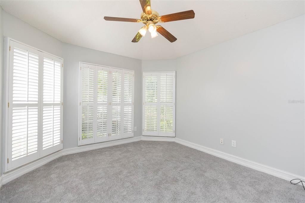 For Rent: $2,900 (4 beds, 2 baths, 1762 Square Feet)
