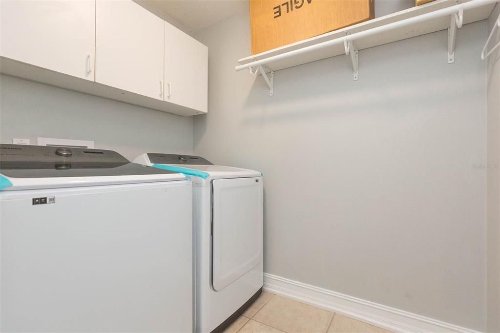 For Rent: $2,900 (4 beds, 2 baths, 1762 Square Feet)