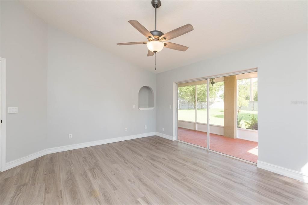 For Rent: $2,900 (4 beds, 2 baths, 1762 Square Feet)