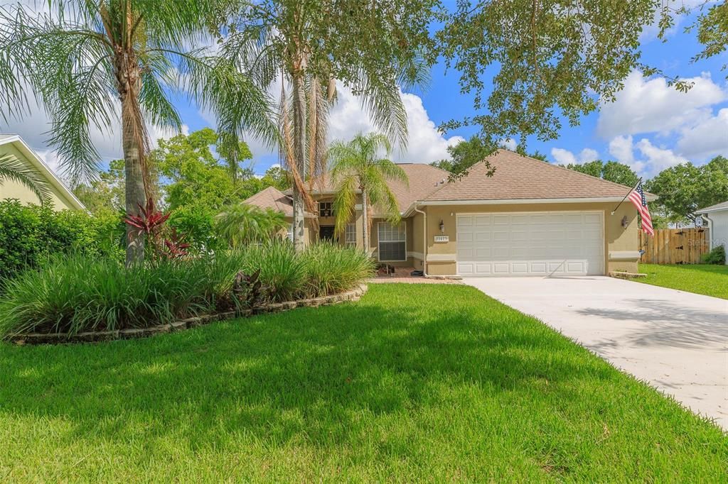 For Rent: $2,900 (4 beds, 2 baths, 1762 Square Feet)