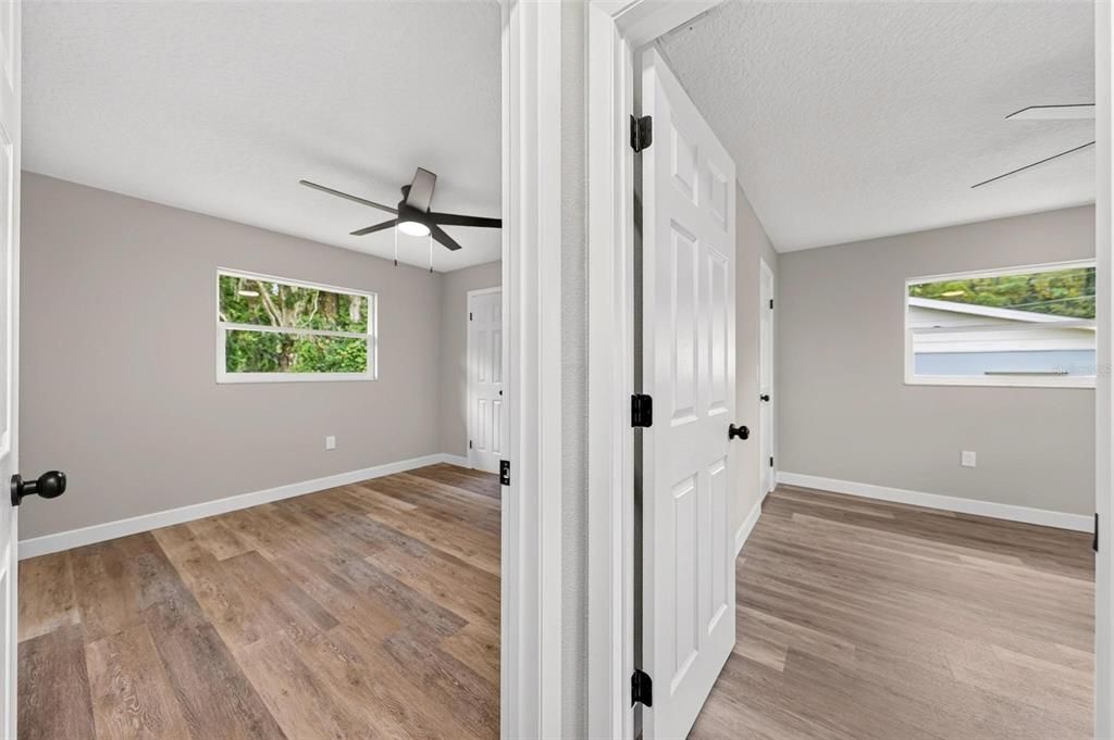 For Sale: $249,900 (4 beds, 2 baths, 1315 Square Feet)