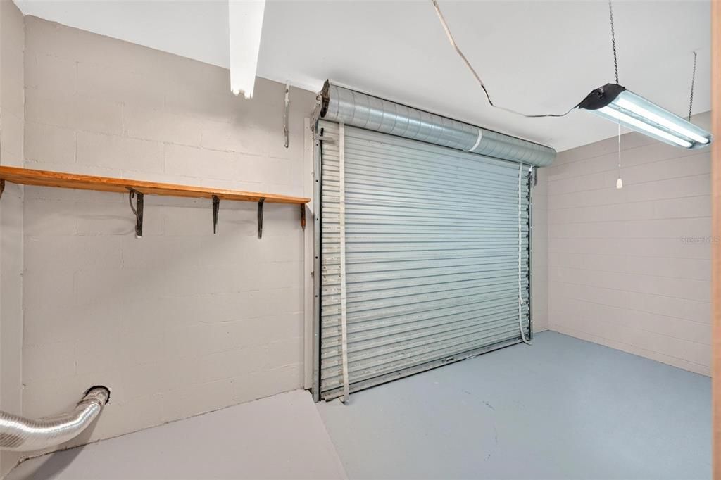 For Sale: $249,900 (4 beds, 2 baths, 1315 Square Feet)