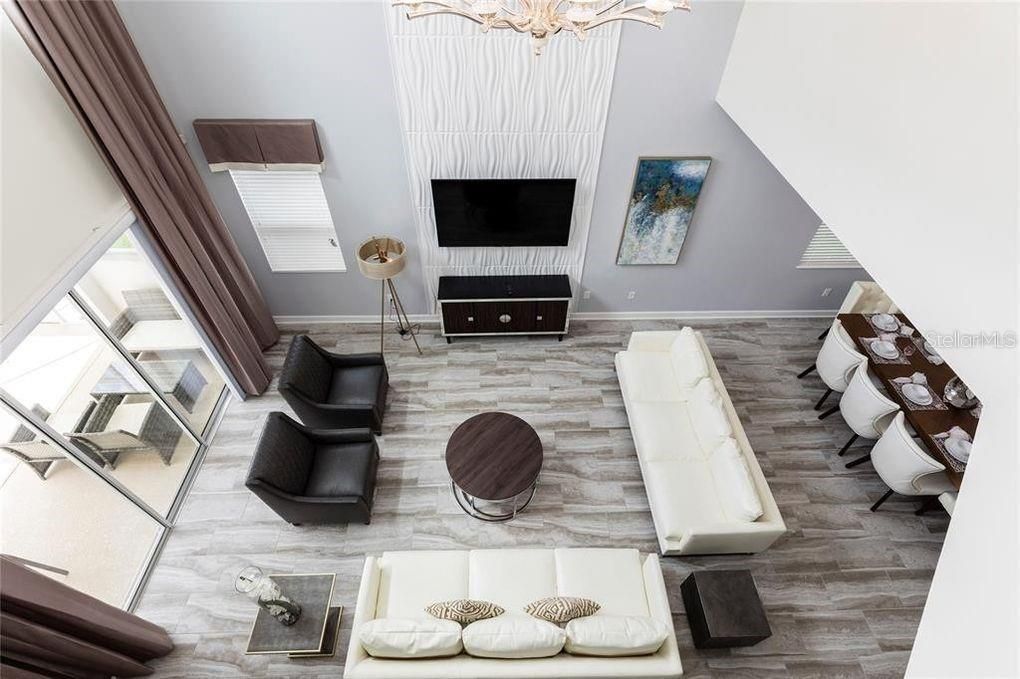 For Sale: $600,000 (5 beds, 5 baths, 3081 Square Feet)