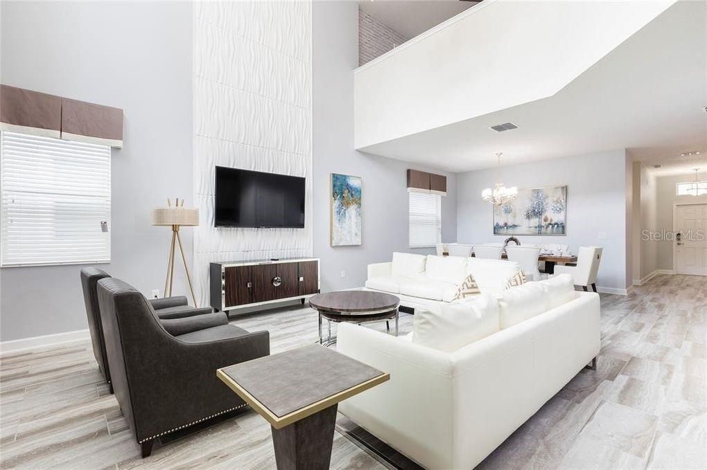 For Sale: $600,000 (5 beds, 5 baths, 3081 Square Feet)
