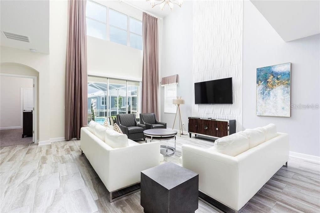 For Sale: $600,000 (5 beds, 5 baths, 3081 Square Feet)