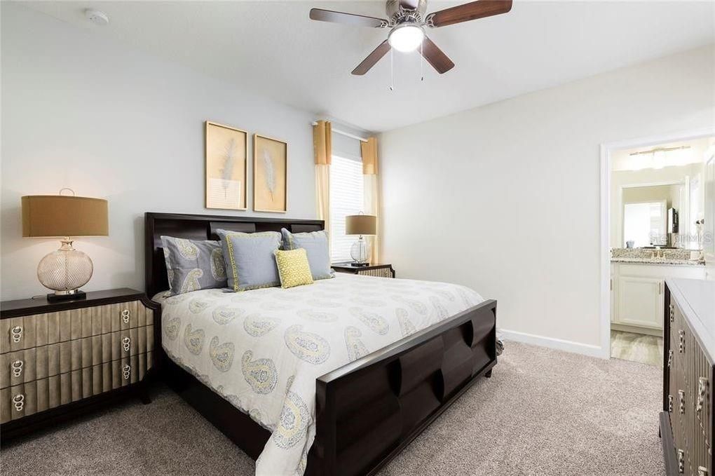 For Sale: $600,000 (5 beds, 5 baths, 3081 Square Feet)