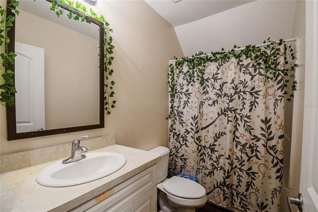 На продажу: $499,900 (4 спален, 4 ванн, 3820 Квадратных фут)