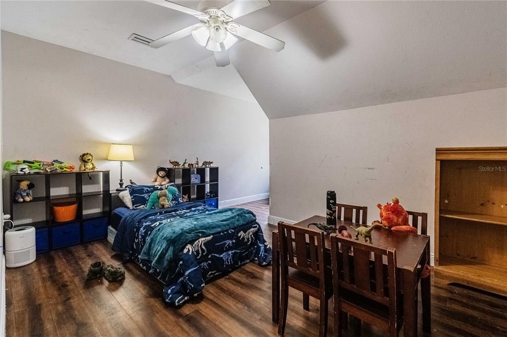На продажу: $499,900 (4 спален, 4 ванн, 3820 Квадратных фут)