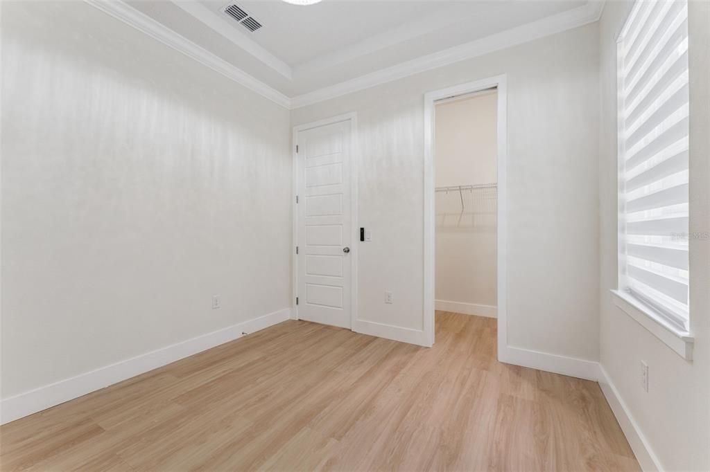 En Venta: $558,800 (4 camas, 2 baños, 1994 Pies cuadrados)