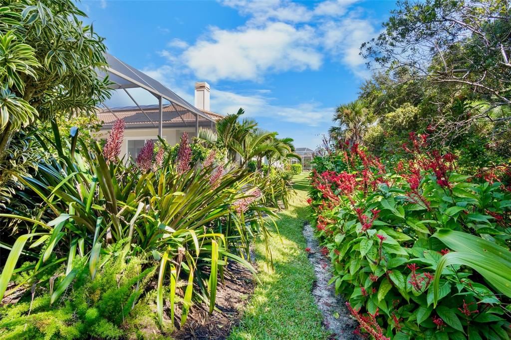 En Venta: $1,099,999 (4 camas, 3 baños, 3123 Pies cuadrados)