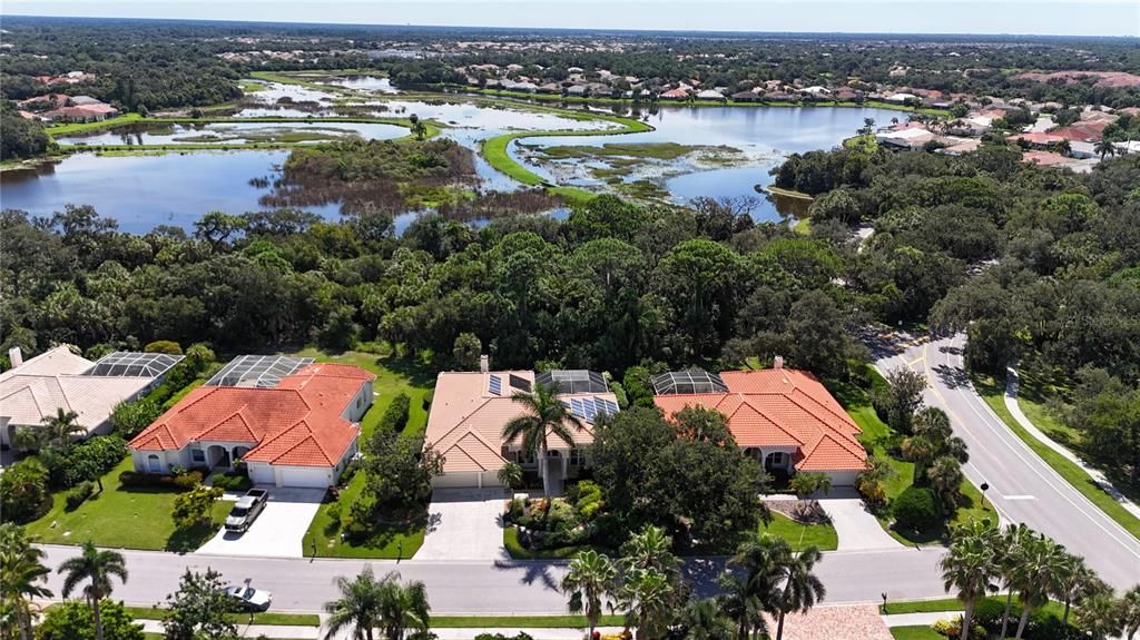 En Venta: $1,099,999 (4 camas, 3 baños, 3123 Pies cuadrados)