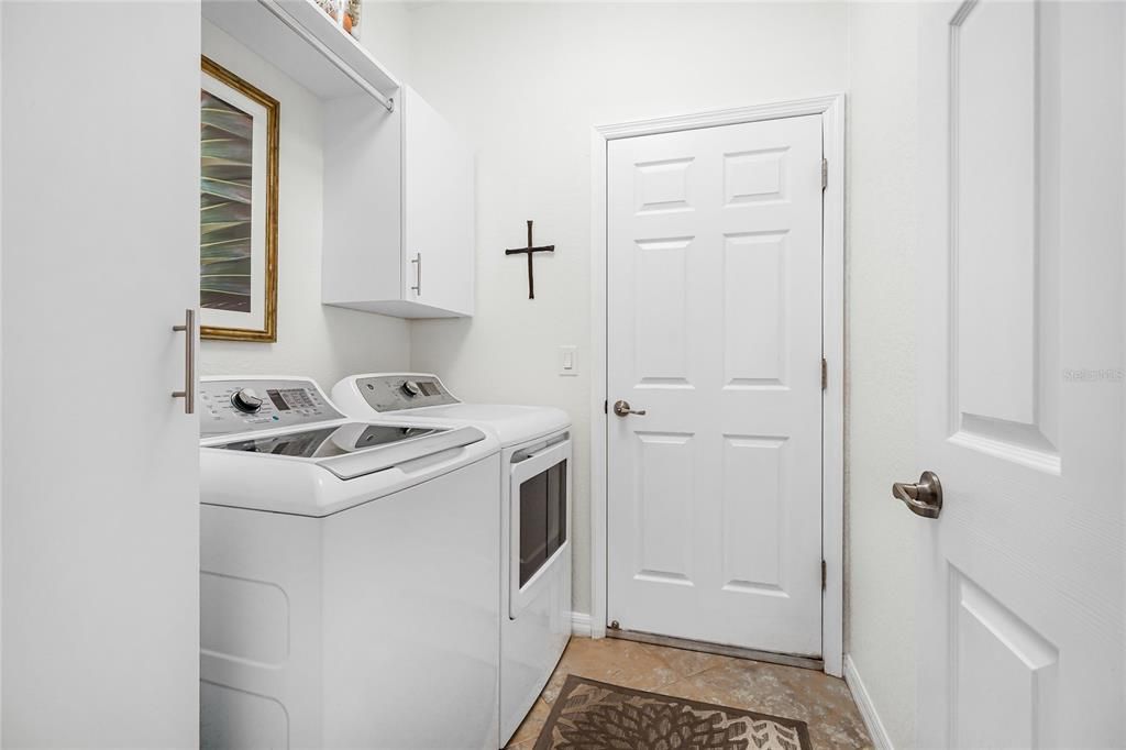 En Venta: $374,900 (2 camas, 2 baños, 1572 Pies cuadrados)