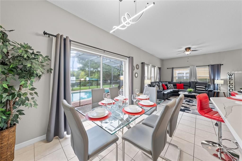 На продажу: $425,000 (4 спален, 3 ванн, 1636 Квадратных фут)