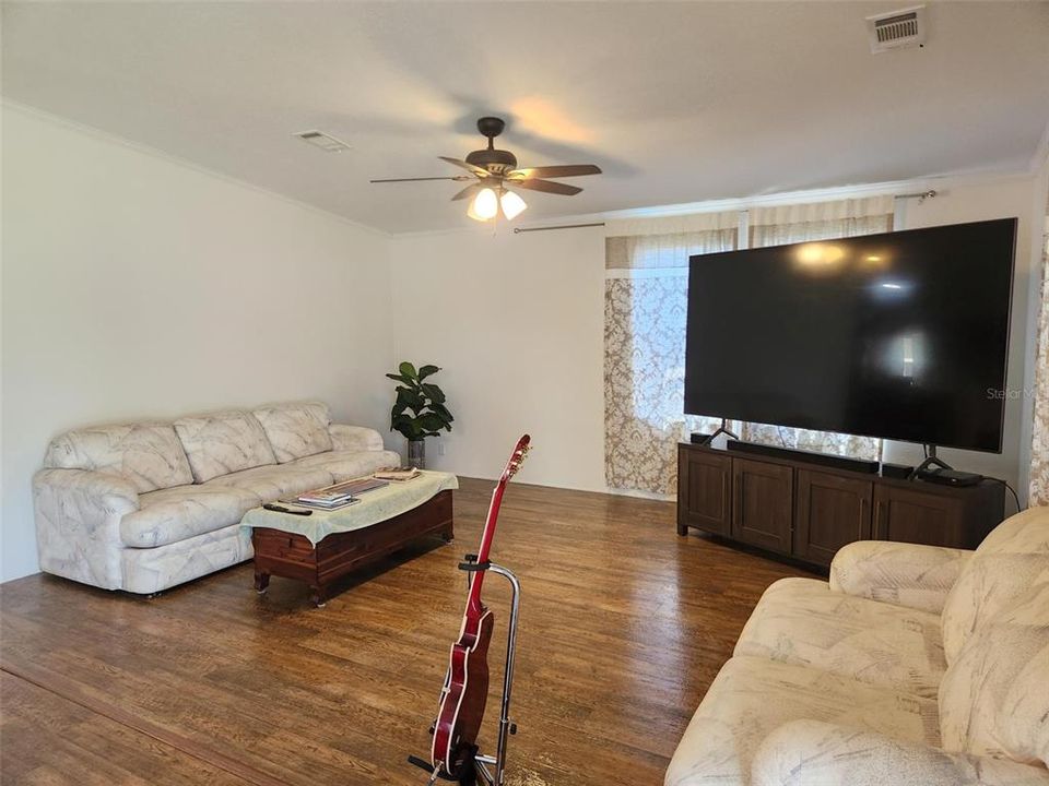 En Venta: $224,900 (3 camas, 2 baños, 1508 Pies cuadrados)