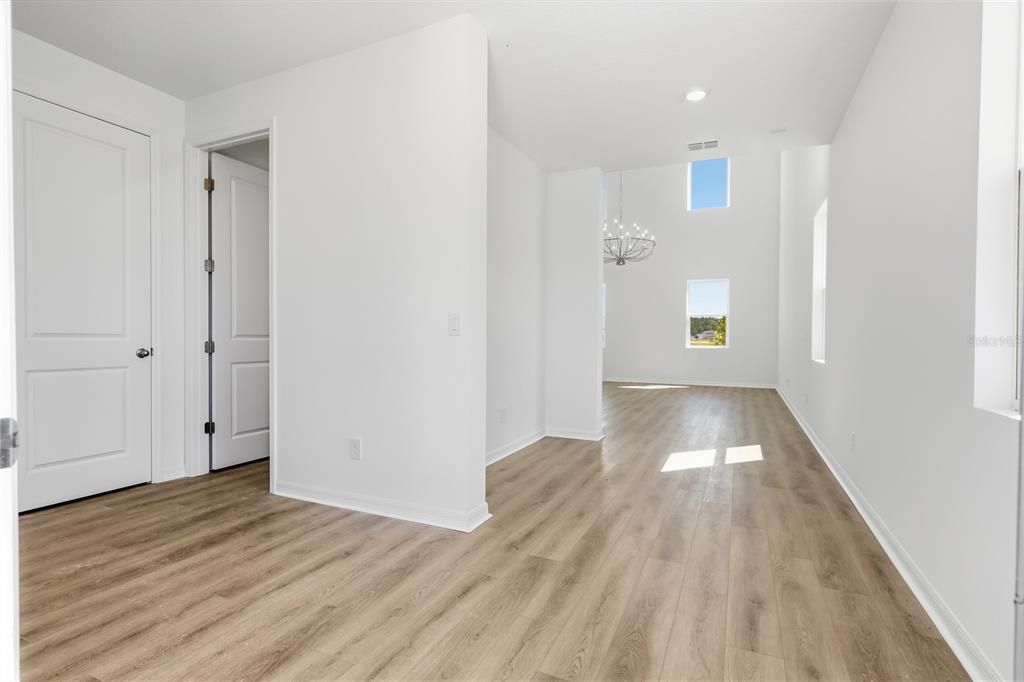 В аренду: $2,950 (3 спален, 3 ванн, 2791 Квадратных фут)