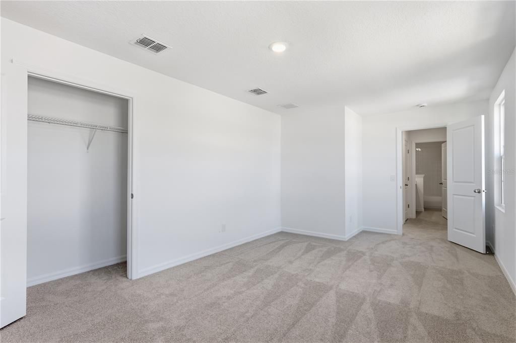 В аренду: $2,950 (3 спален, 3 ванн, 2791 Квадратных фут)