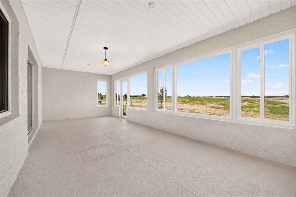 En Venta: $764,990 (3 camas, 3 baños, 2870 Pies cuadrados)