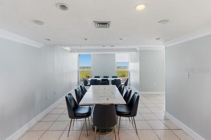 For Sale: $698,765 (2 beds, 2 baths, 1022 Square Feet)