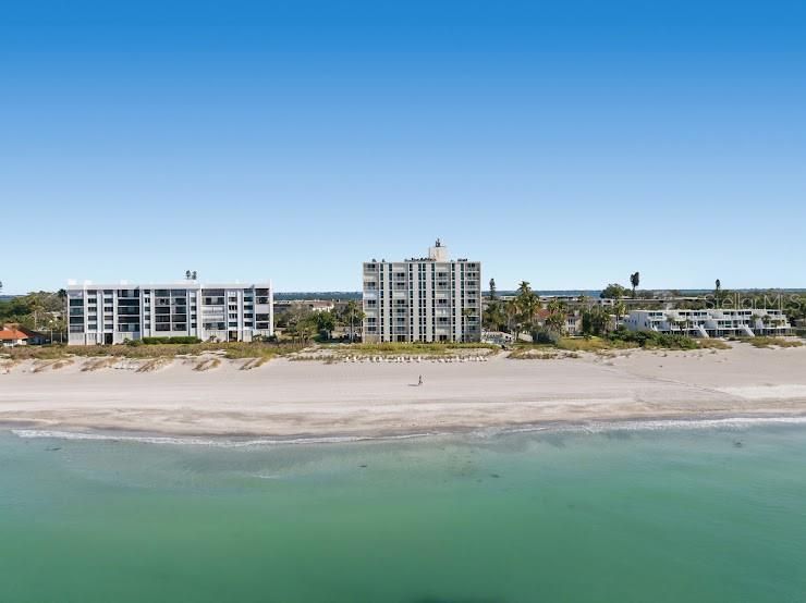 For Sale: $698,765 (2 beds, 2 baths, 1022 Square Feet)