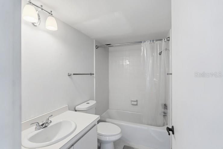 For Sale: $698,765 (2 beds, 2 baths, 1022 Square Feet)