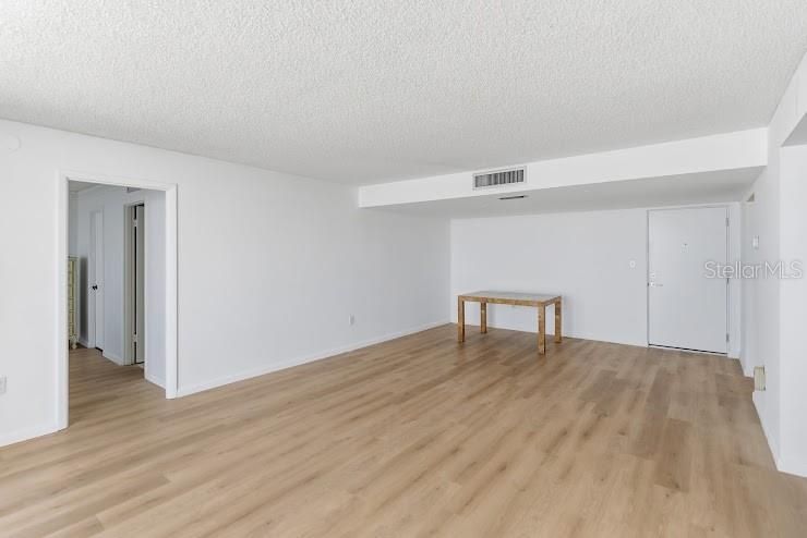 For Sale: $698,765 (2 beds, 2 baths, 1022 Square Feet)