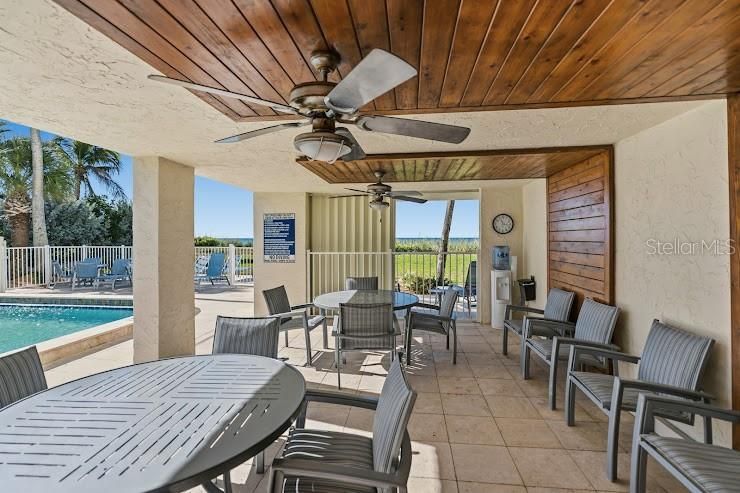 For Sale: $698,765 (2 beds, 2 baths, 1022 Square Feet)