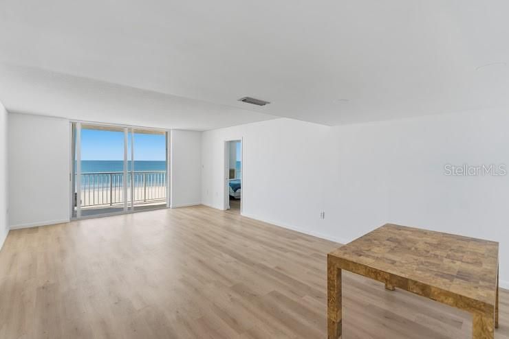 For Sale: $698,765 (2 beds, 2 baths, 1022 Square Feet)