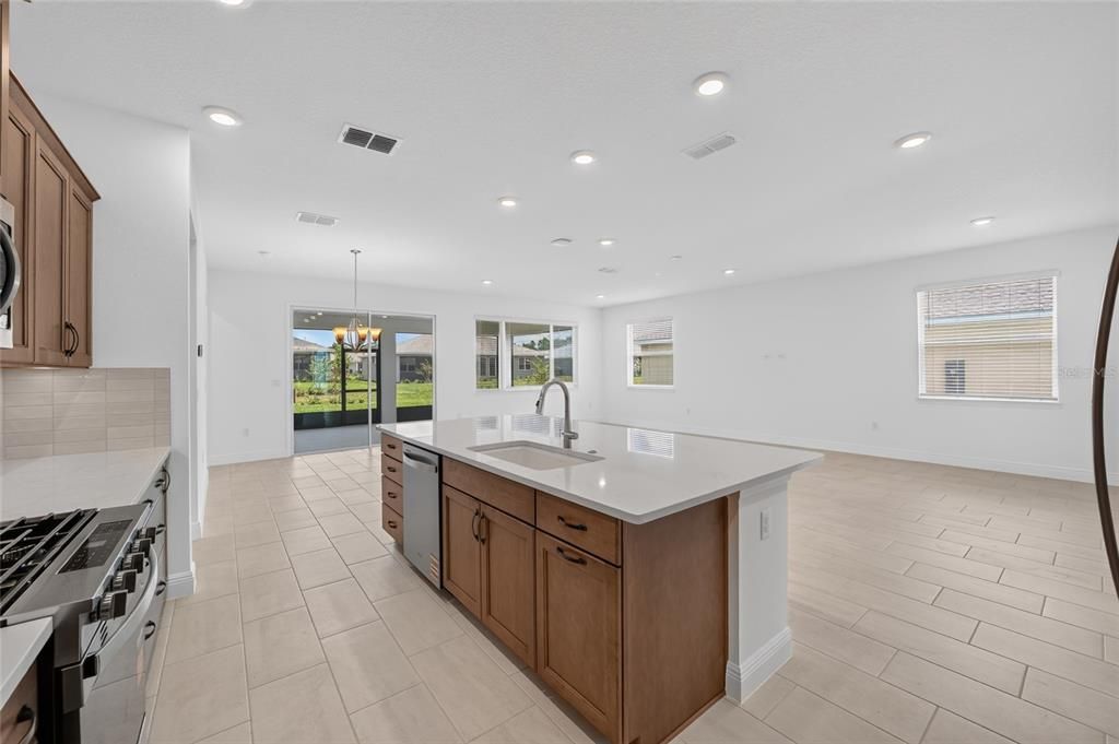 En Venta: $452,040 (2 camas, 2 baños, 2019 Pies cuadrados)