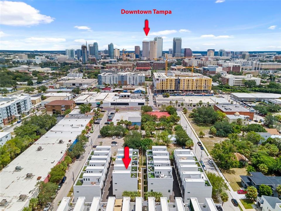 For Rent: $4,800 (3 beds, 3 baths, 2097 Square Feet)