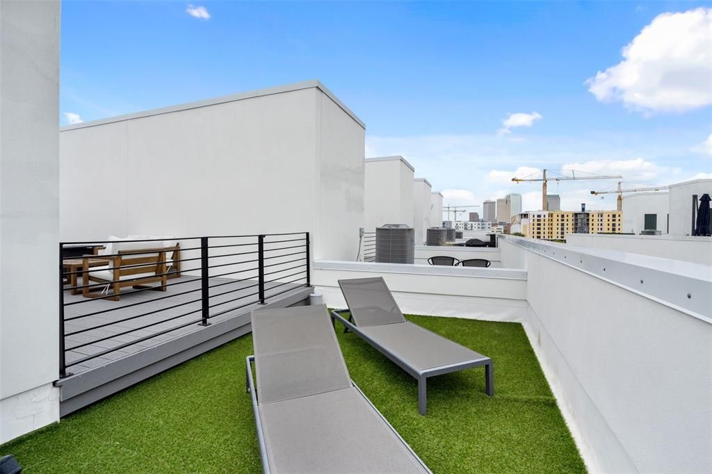 For Rent: $4,800 (3 beds, 3 baths, 2097 Square Feet)