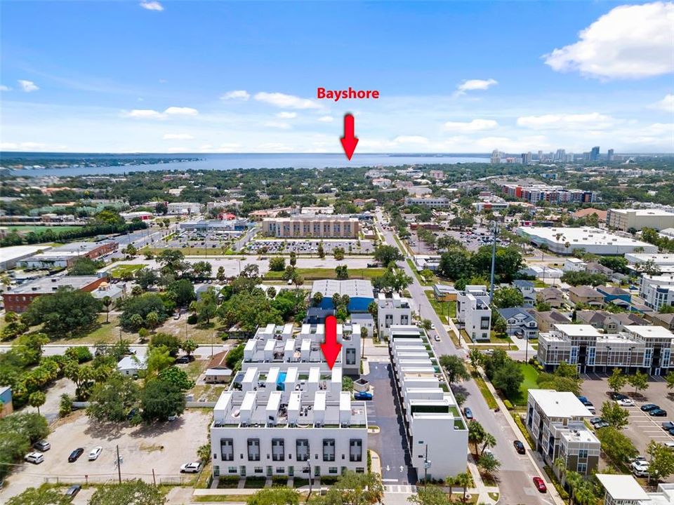 For Rent: $4,800 (3 beds, 3 baths, 2097 Square Feet)