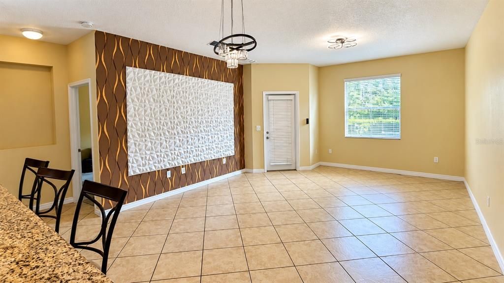 For Rent: $2,600 (3 beds, 2 baths, 2208 Square Feet)